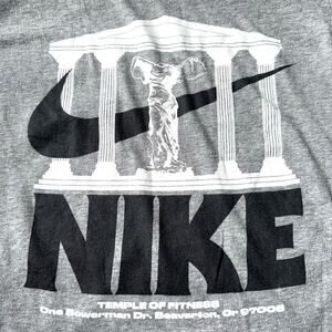 NIKE TEMPLE OF FITNESS GRAPHIC T SHIRT MENS XL GRAY BEAVERTON SWOOSH TEE LOGO